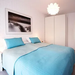 Lato Solna 11c Z Garażem Apartament